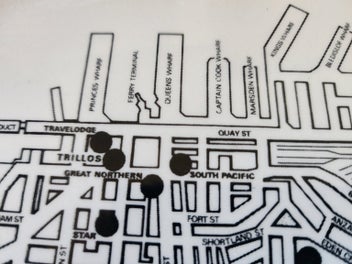 Listing 5 of 5 for Rare Crown Lynn Auckland City Map Platter – Trillos / Downtown