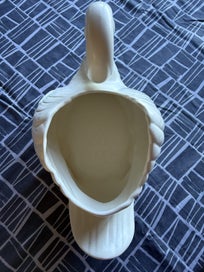 Listing 7 of 7 for Crown Lynn Swan Large
