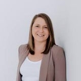 Charmaine Lyons