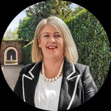Roslyn Coombes AREINZ