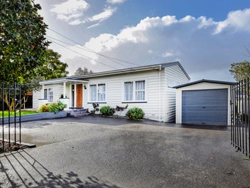 4 Whitney Street, New Windsor, Auckland
