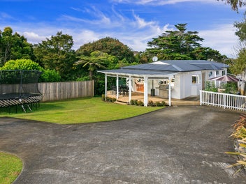 12 Park Hill Road, Birkenhead, Auckland