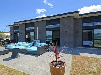 51 Percy Kinsman Crescent, Riverstone Terraces, Upper Hutt