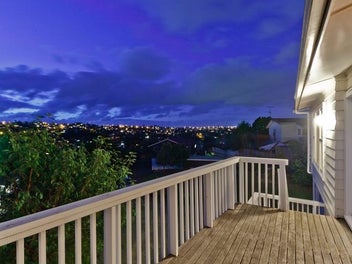 52 Alton Avenue, Hillcrest, Auckland