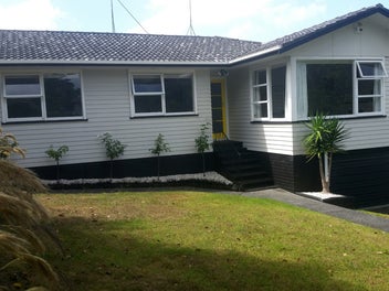 10 Aplin Place, Birkdale, Auckland
