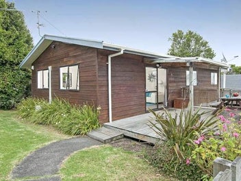 1/80 Kervil Avenue, Te Atatū Peninsula, Auckland