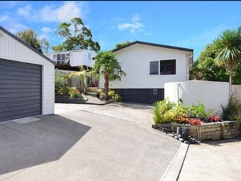 2A RATA Road, Stanmore Bay, Whangaparāoa
