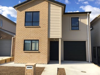 30 Tutuwhatu Crescent, Weymouth, Auckland