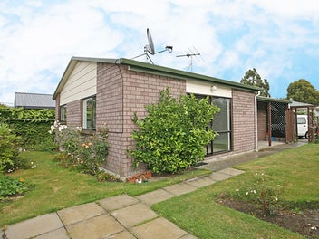 1/60C MACKENZIE AVENUE, Woolston, Christchurch