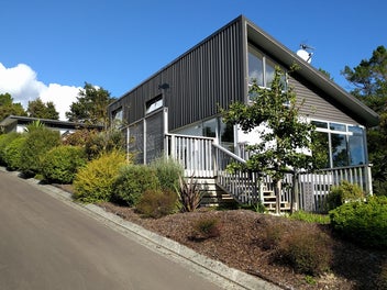 30 Mt Marua Way, Timberlea, Upper Hutt