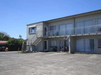 4/328 Ellerslie-panmure Highway, Mount Wellington, Auckland