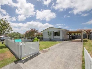33 Starforth Place, Henderson, Auckland