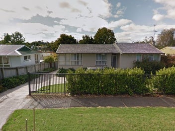 20 Larnoch Road, Henderson, Auckland
