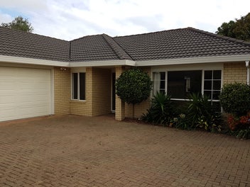 10 Nephin Place, East Tamaki Heights, Auckland