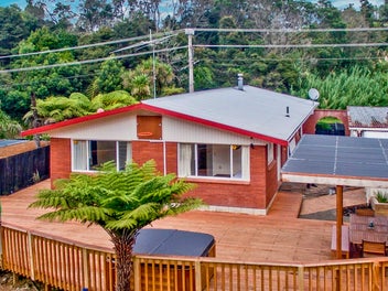 897 Swanson Road, Swanson, Auckland