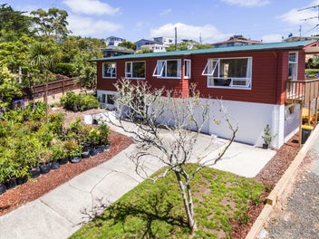 38 Hebron Road, Waiake, Auckland