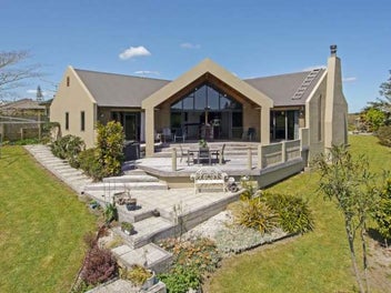 11 Tonkin Place, Buckland