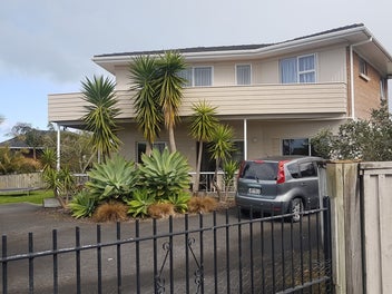 9A Toroa Street, Torbay, Auckland