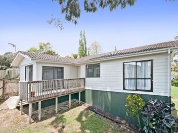 132 Solar Road, Glen Eden, Auckland