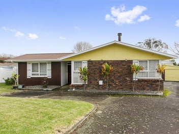 38 Cramond Drive, Mangere East, Auckland
