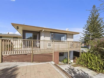 135 Bellevue Road, Brookfield, Tauranga