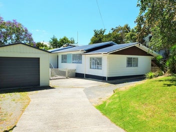 24 Hilltop Avenue, Morningside, Whangarei
