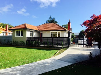 921 Upper Main Street, Roslyn, Palmerston North