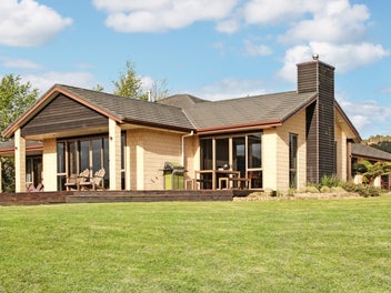 74 Judge Richardson Drive, Papakura