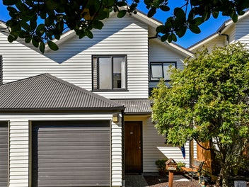 34/11 The Avenue, Albany, Auckland