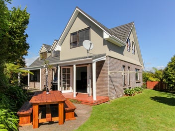 9 Ruskin Place, Westown, New Plymouth