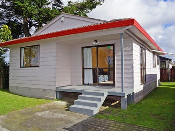 1/81 Luanda Drive, Ranui, Auckland