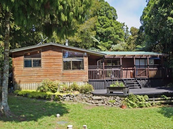 1 Turanga Road, Henderson Valley, Auckland