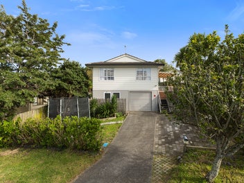7 Faram Place, Massey, Auckland