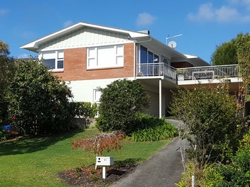 91 Beechdale Crescent, Pakuranga Heights, Auckland