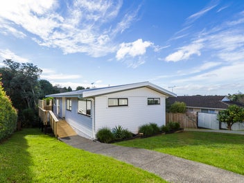 48 Weatherly Road, Torbay, Auckland