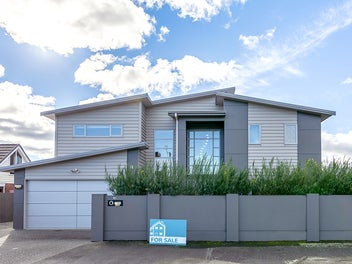 60 Whites Line West, Woburn, Lower Hutt