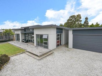 42A Bernera Street, Karitane