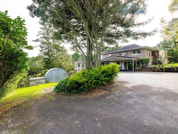 1028 East Coast Road, Fairview Heights, Auckland