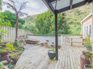 56 Tilley Road, Paekakariki