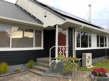 30 Beazley Avenue, Paparangi, Wellington