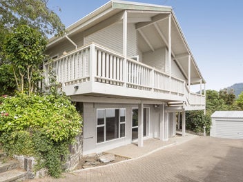 11 Moana Drive, Tanners Point, Tahawai