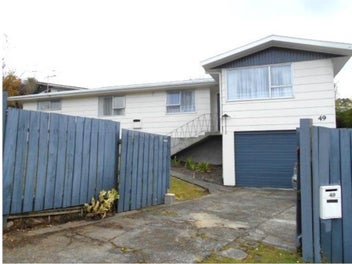 49 Norana Road, Timberlea, Upper Hutt