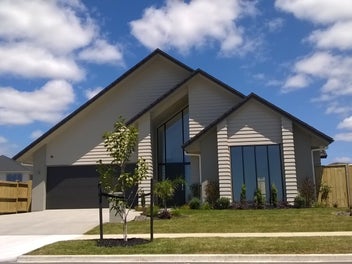 75 Colonial Drive, Silverdale, Silverdale