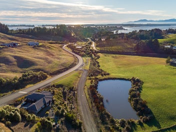 43 Redvale Road, Redwood Valley