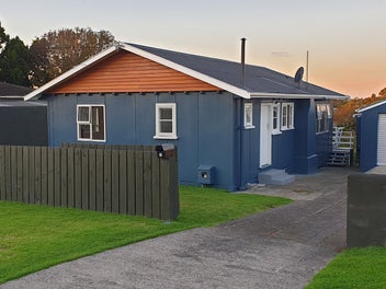 15 Alberta Road, Glen Avon, New Plymouth