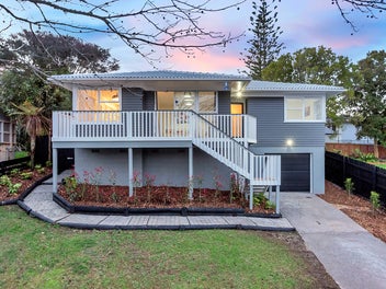 17 Temuri Place, Glendene, Auckland