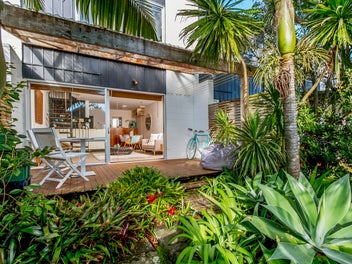4/10 George Street, Mount Eden, Auckland