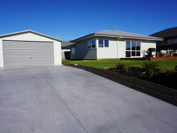 12 Dune Lake Place, Ruakaka
