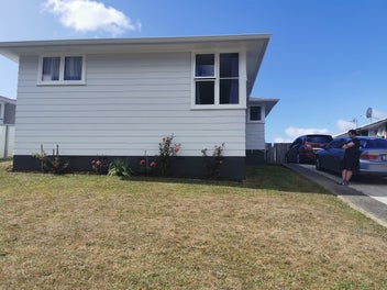 32 Beauzami Crescent, Ascot Park, Porirua