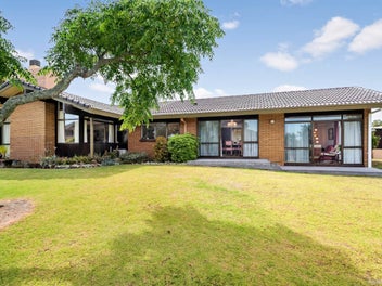 24 Wairere Road, The Gardens, Auckland